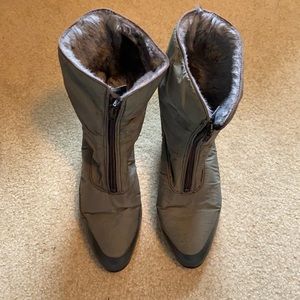 Heeled boots